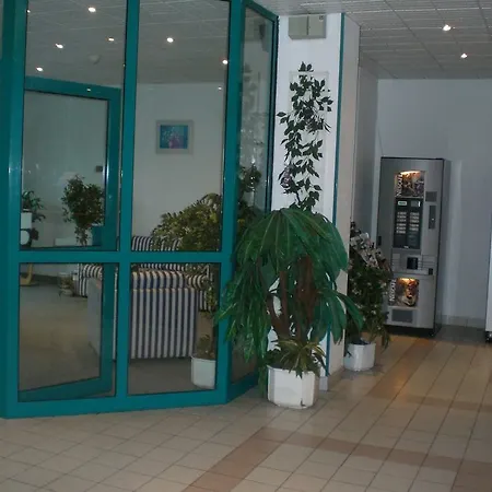Fasthome Hotel Gonesse