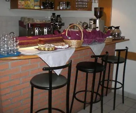 Fasthome Hotel