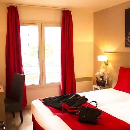 Hotel Fasthome 2*