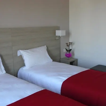 Fasthome Hotel 2*