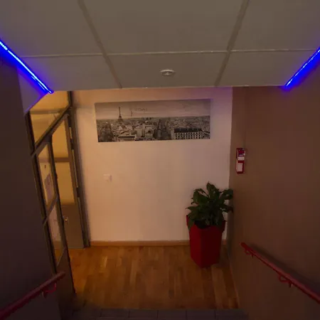 Hotel Fasthome Gonesse